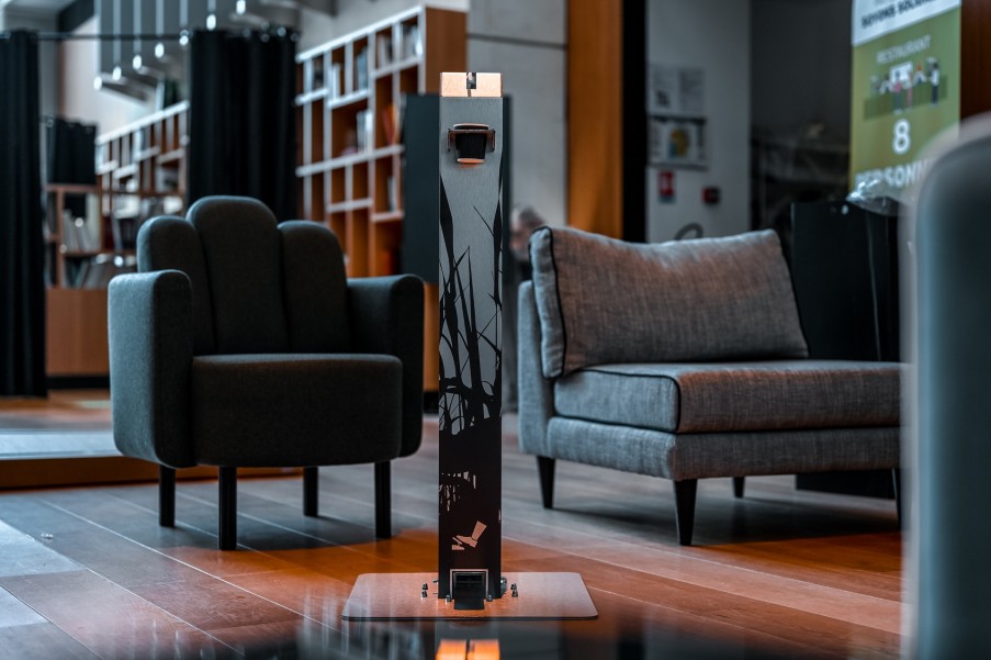 Où trouver des distributeurs de gel hydro alcoolique design